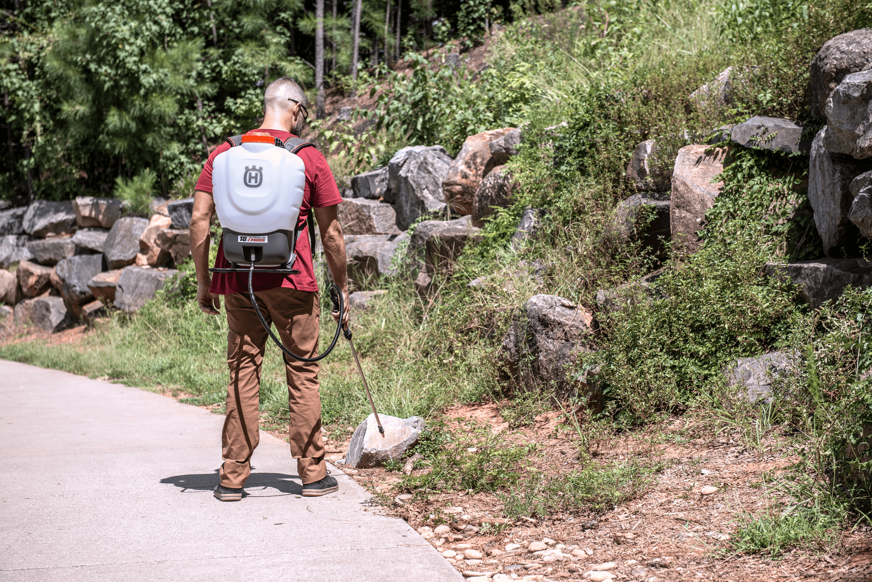 15 Litre Battery Backpack Sprayer image 1